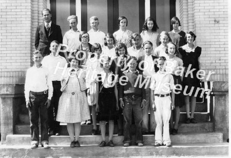 North Powder School students, 1940s
