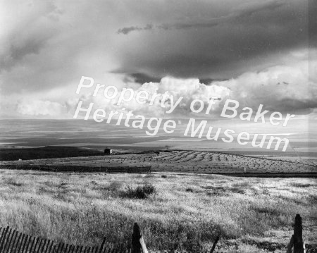 Baker area scenes taken in 1946-47, including Powder River Valley, Anthony