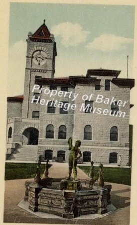 Court House and Fountain