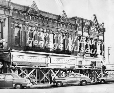 I.O.O.F. and Wisdom block on Main Street