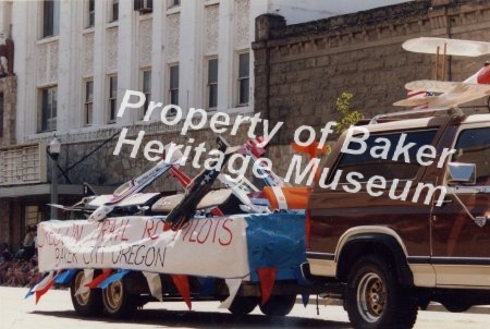 Model airplanes in parade