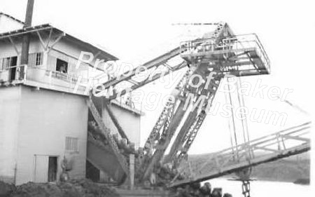 Dredge, 1937