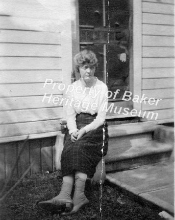 Young girl.  Photo from Jesse Smurthwaite papers.