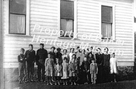 1919 Carson School, Carson, Oregon(Baker County).