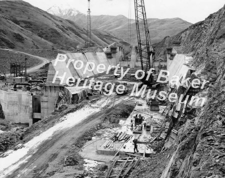 Oxbow Dam construction #1