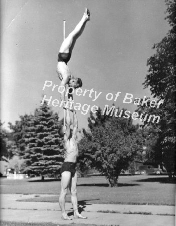 Smith Brothers weight lifters and acrobats