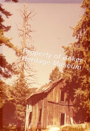 A building in rural Baker Coun