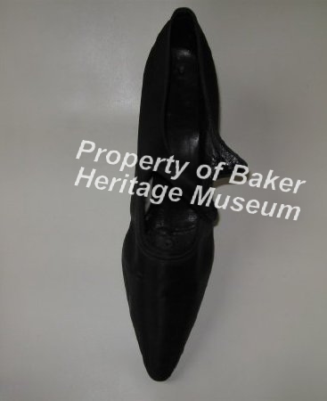 Shoe