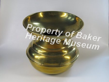 Spittoon
